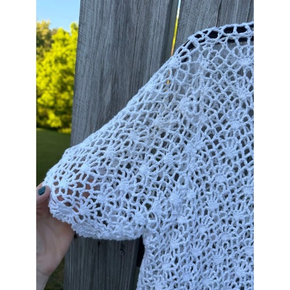 Coastal Grandmother R&K Originals White Crochet Knit Cardigan Large GUC - Picture 4 of 5